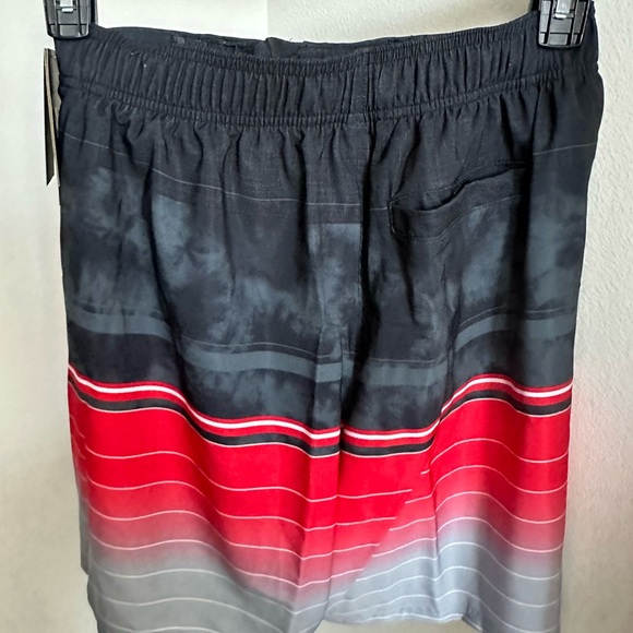 Under Armour Swim Trunks Mens Black and Red Small MSRP $62 USSFK1603-001 - Picture 11 of 13